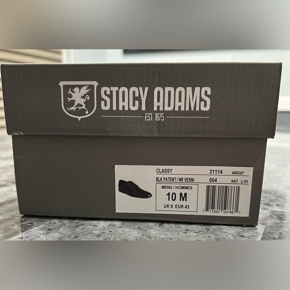 Men’s dress shoes